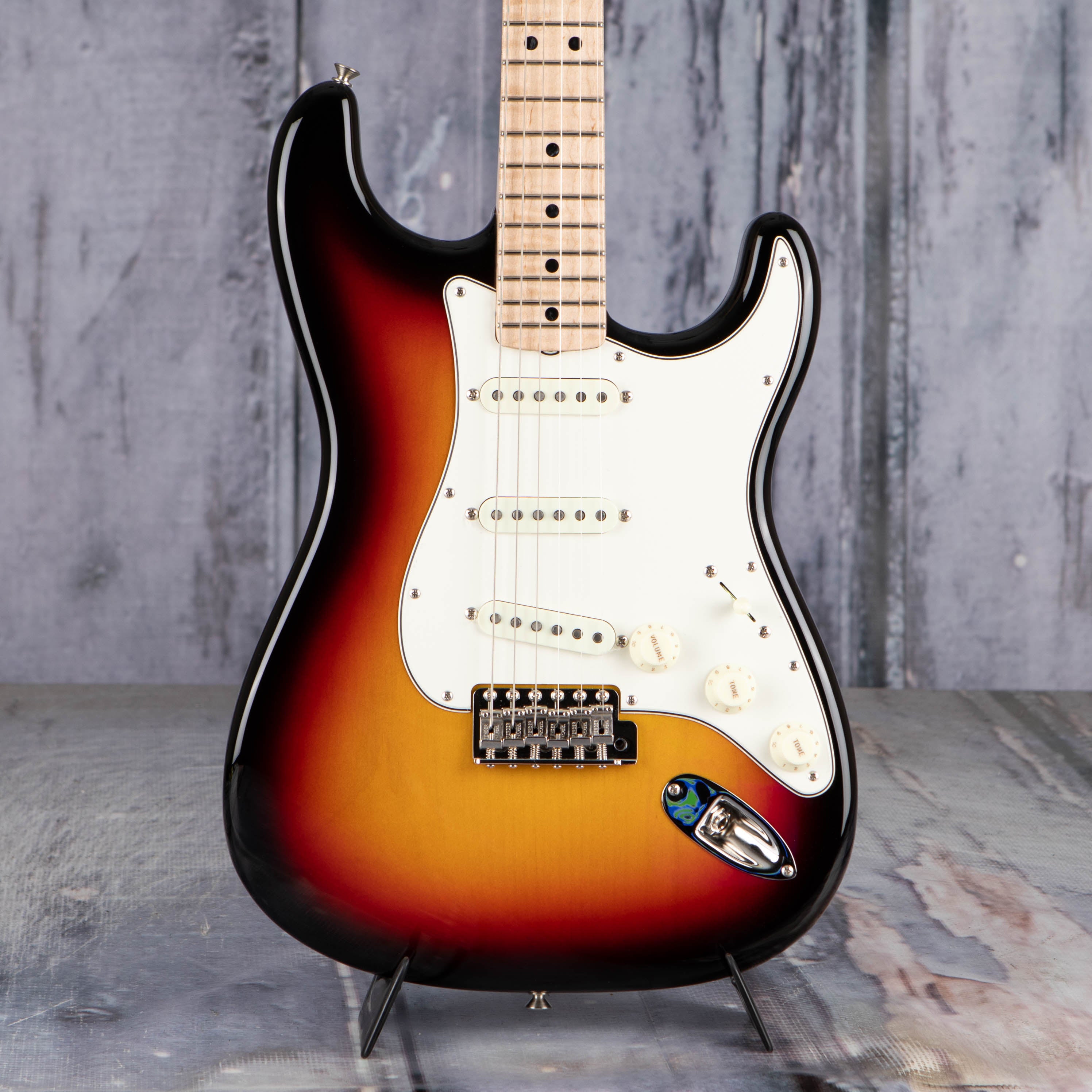 Fender Custom Shop Limited 1965 Stratocaster NOS, Target 3-Tone Sunburst |  For Sale | Replay Guitar Exchange