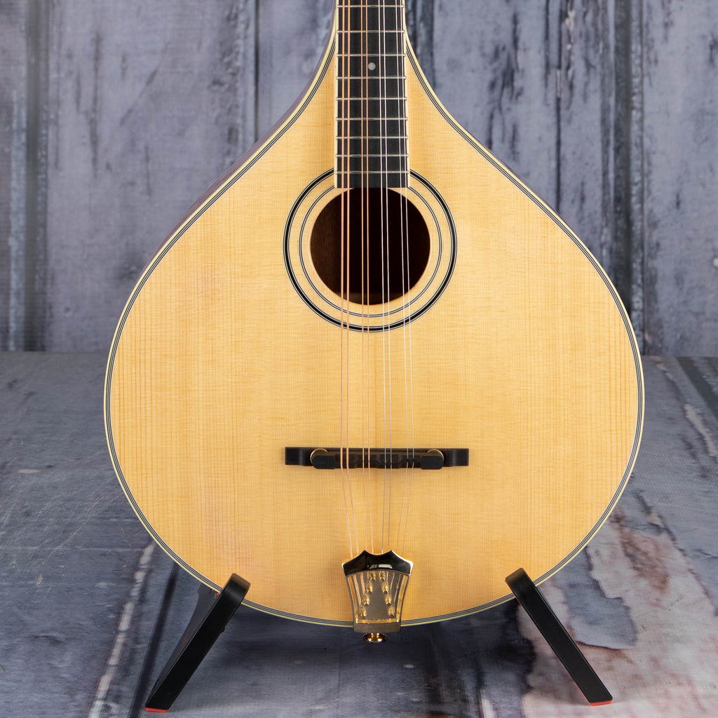 http://www.replayguitar.com/cdn/shop/products/Gold-Tone-OM-800_-Acoustic-Electric-Octave-Mandolin-Natural-17075_1024x1024.jpg?v=1603905310