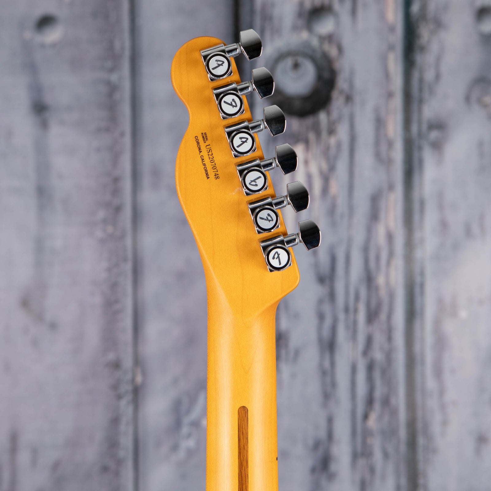 Fender American Ultra Telecaster, Maple Fingerboard, Ultraburst