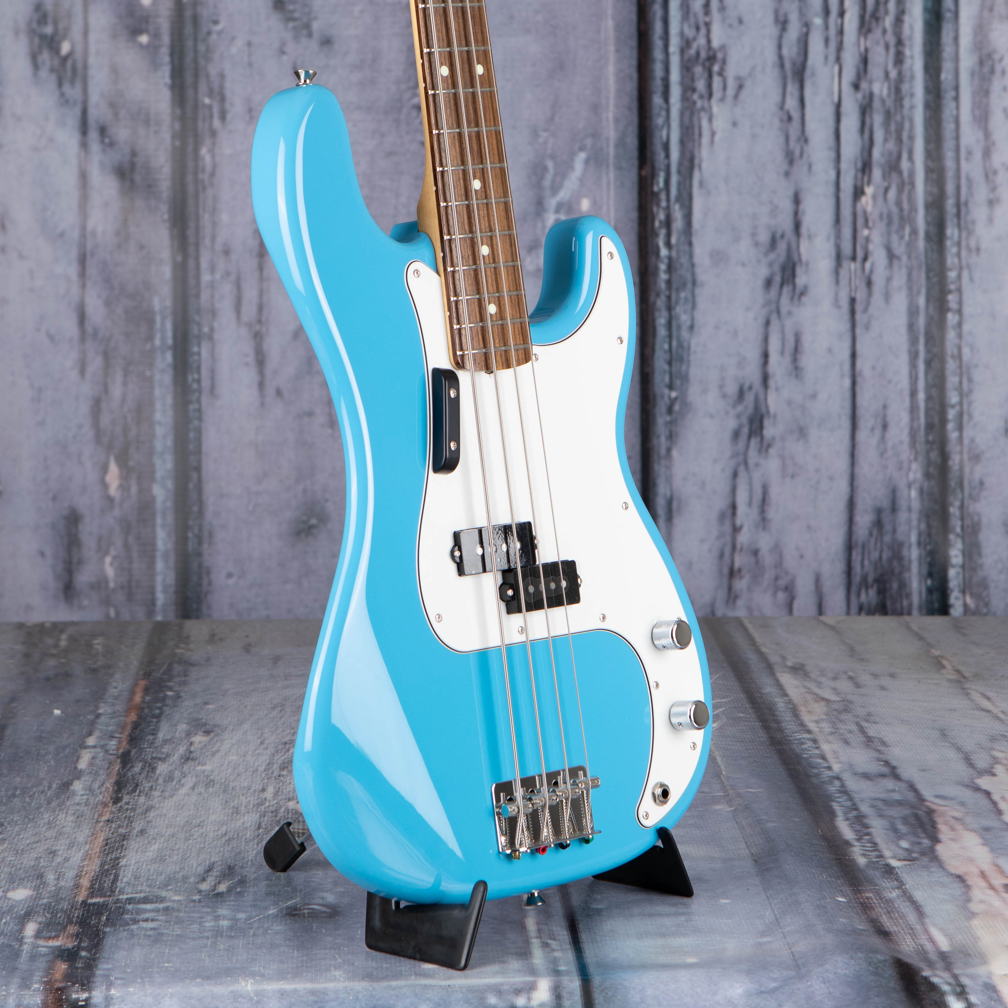 Fender Made In Japan Limited International Color Precision Bass, Maui Blue