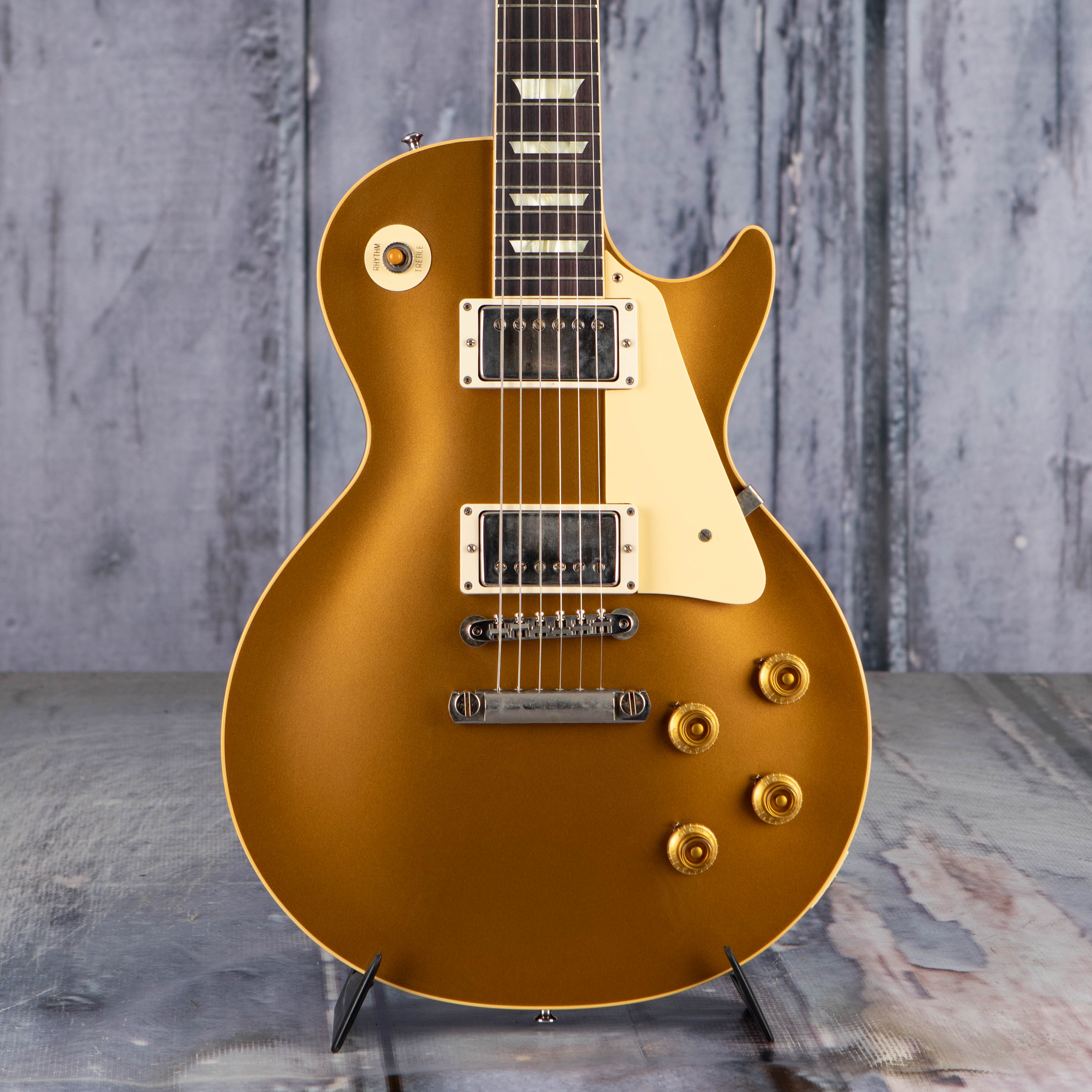 Gibson Custom Shop '57 Les Paul Standard VOS Electric Guitar, Gold Top, front closeup