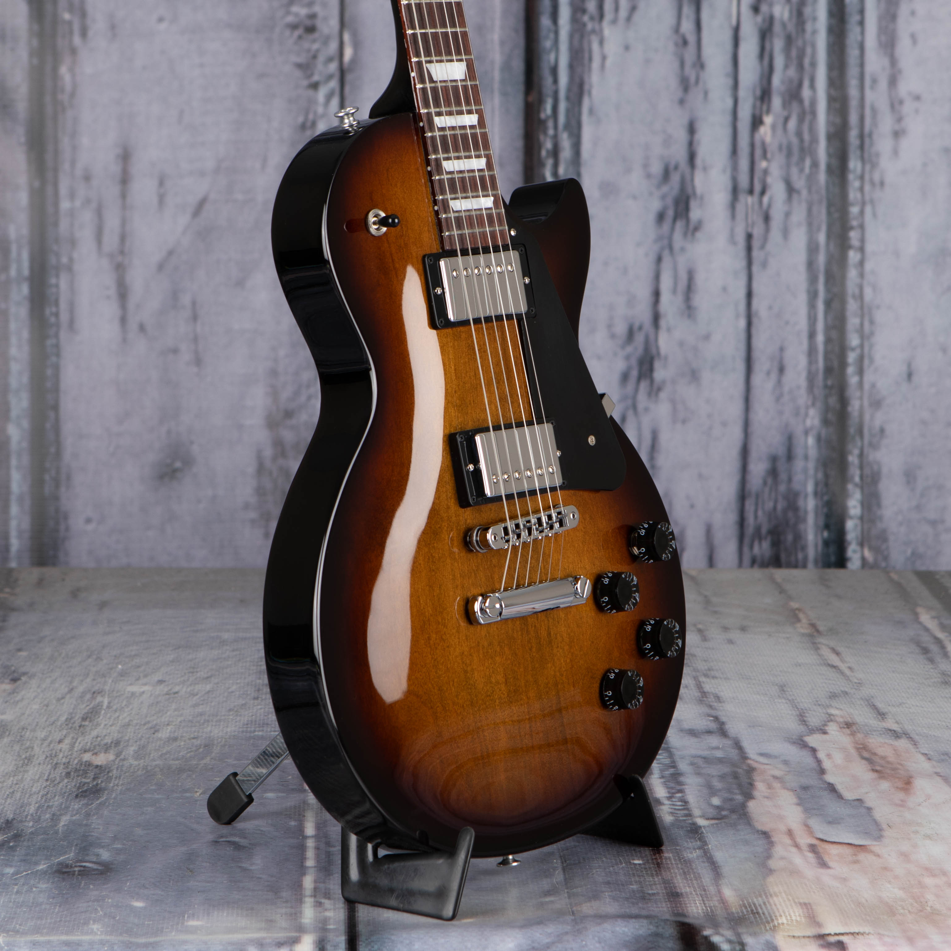 Gibson USA Les Paul Studio Electric Guitar, Smokehouse Burst, angle