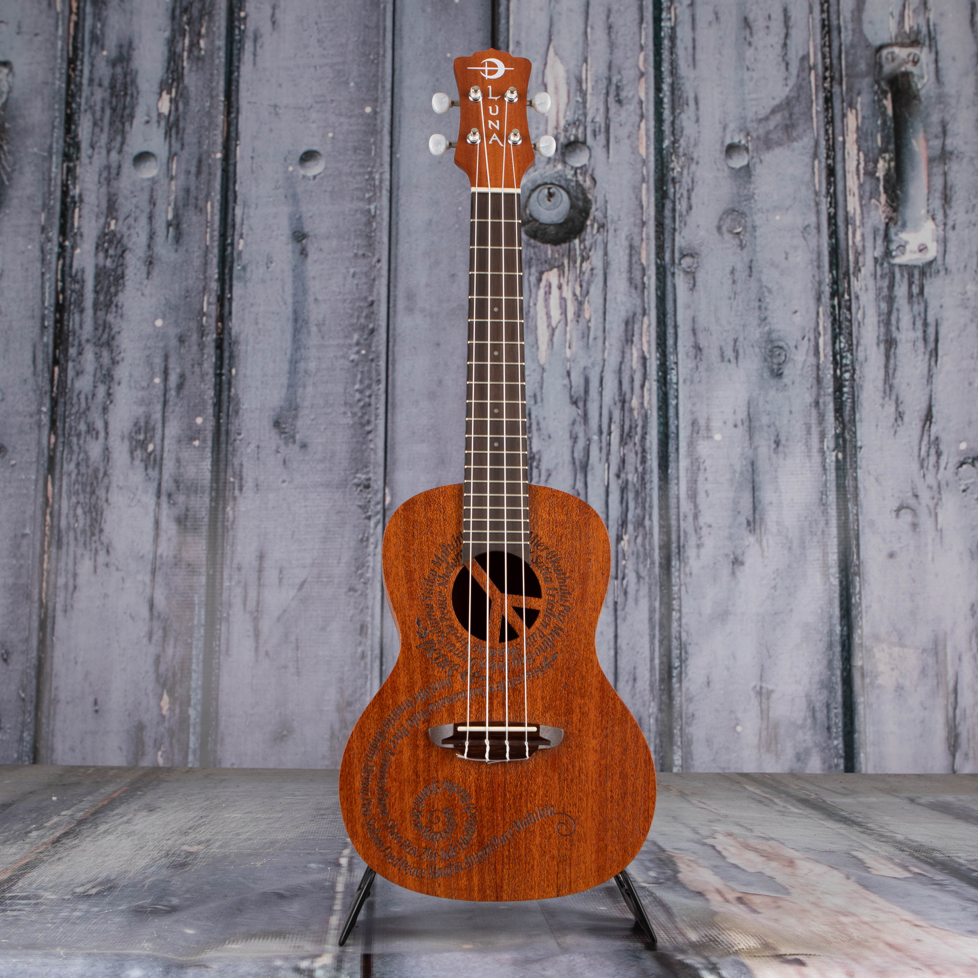 Luna Maluhia Peace Concert Ukulele, Natural, front