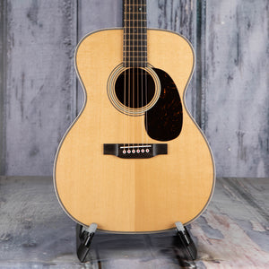 Martin 000-28 Modern Deluxe Acoustic Guitar, Natural, front closeup