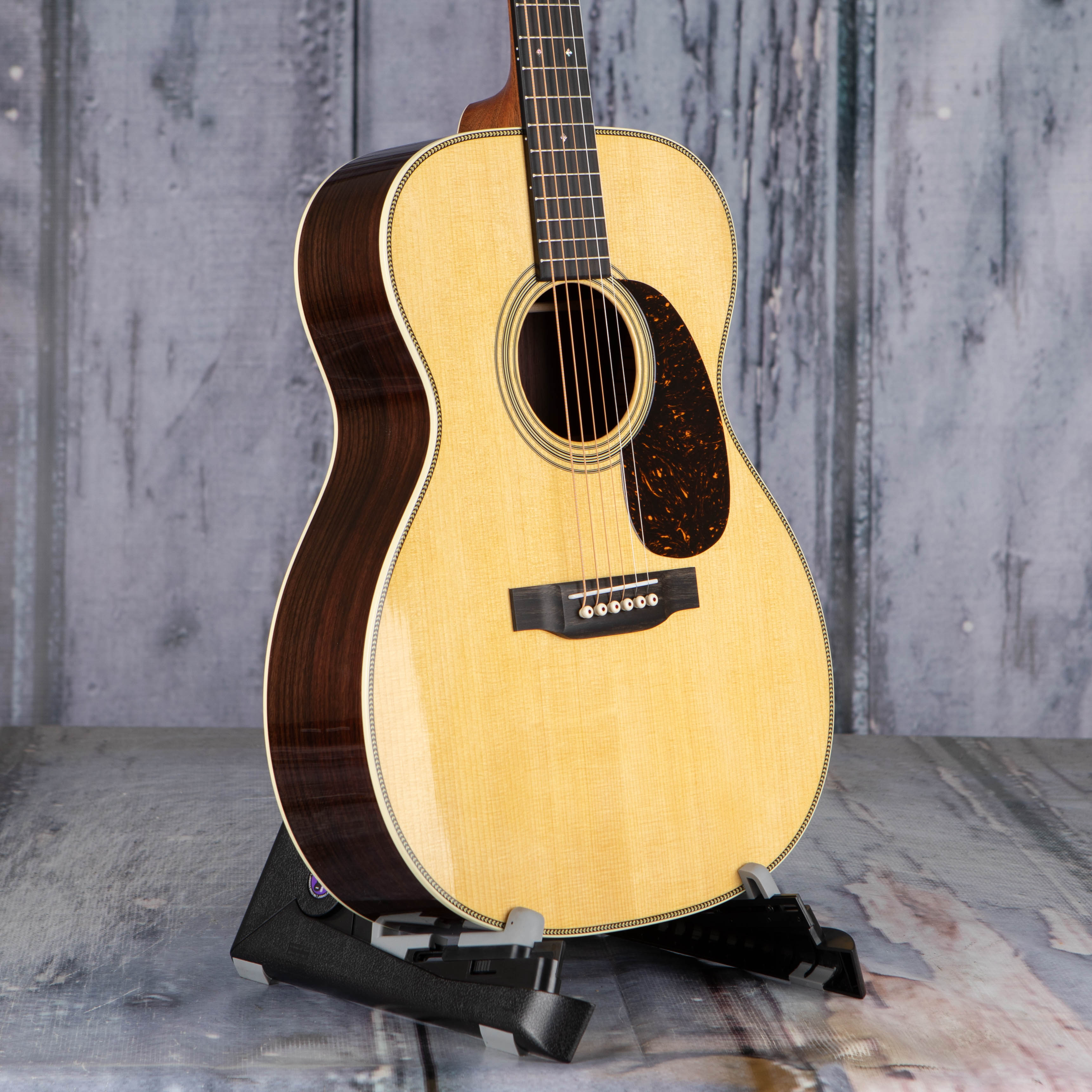 Martin 000-28 Acoustic Guitar, Natural, angle