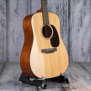 Martin D-18 Modern Deluxe Acoustic Guitar, Natural, angle