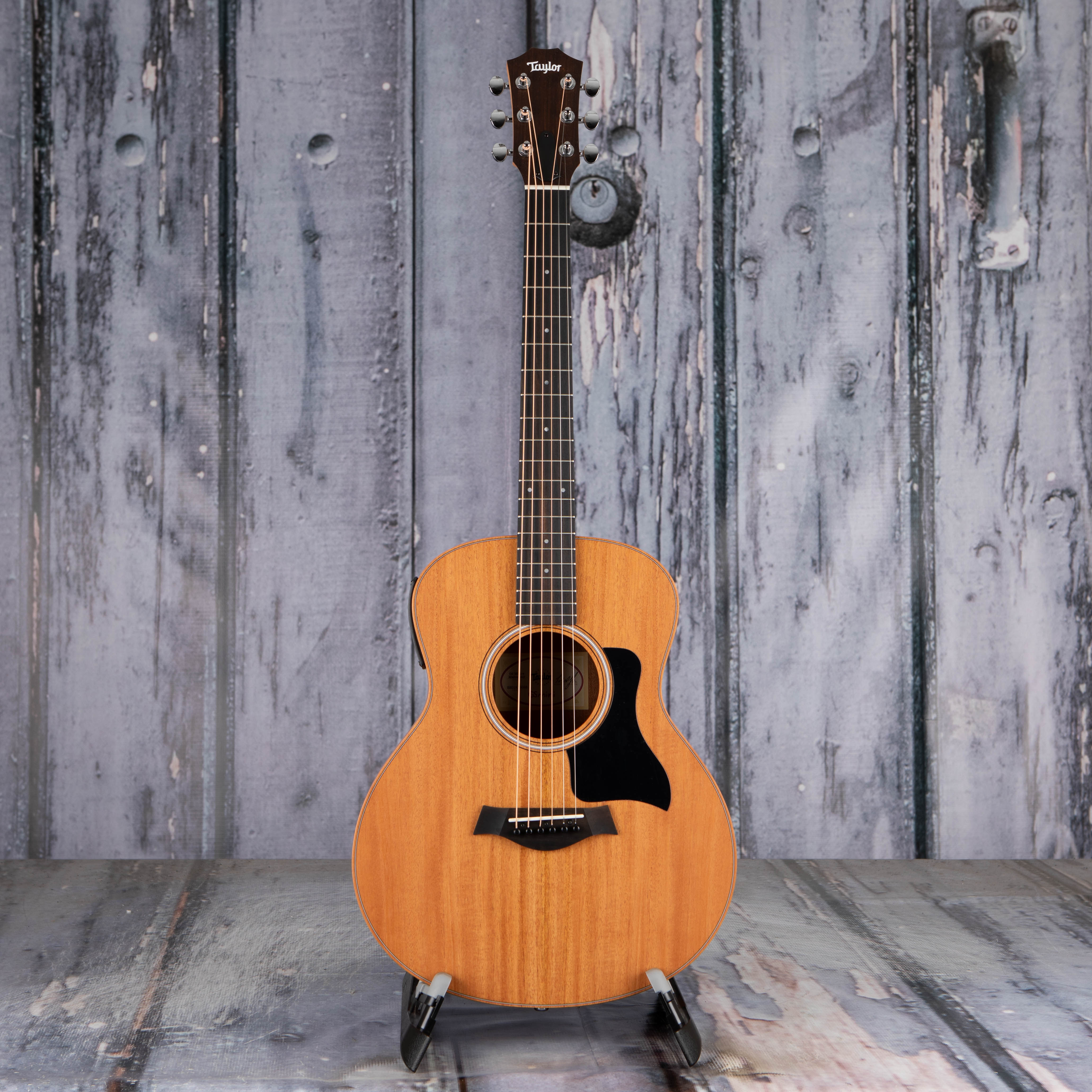 Taylor GS Mini-e Mahogany Acoustic/Electric Guitar, Natural, front