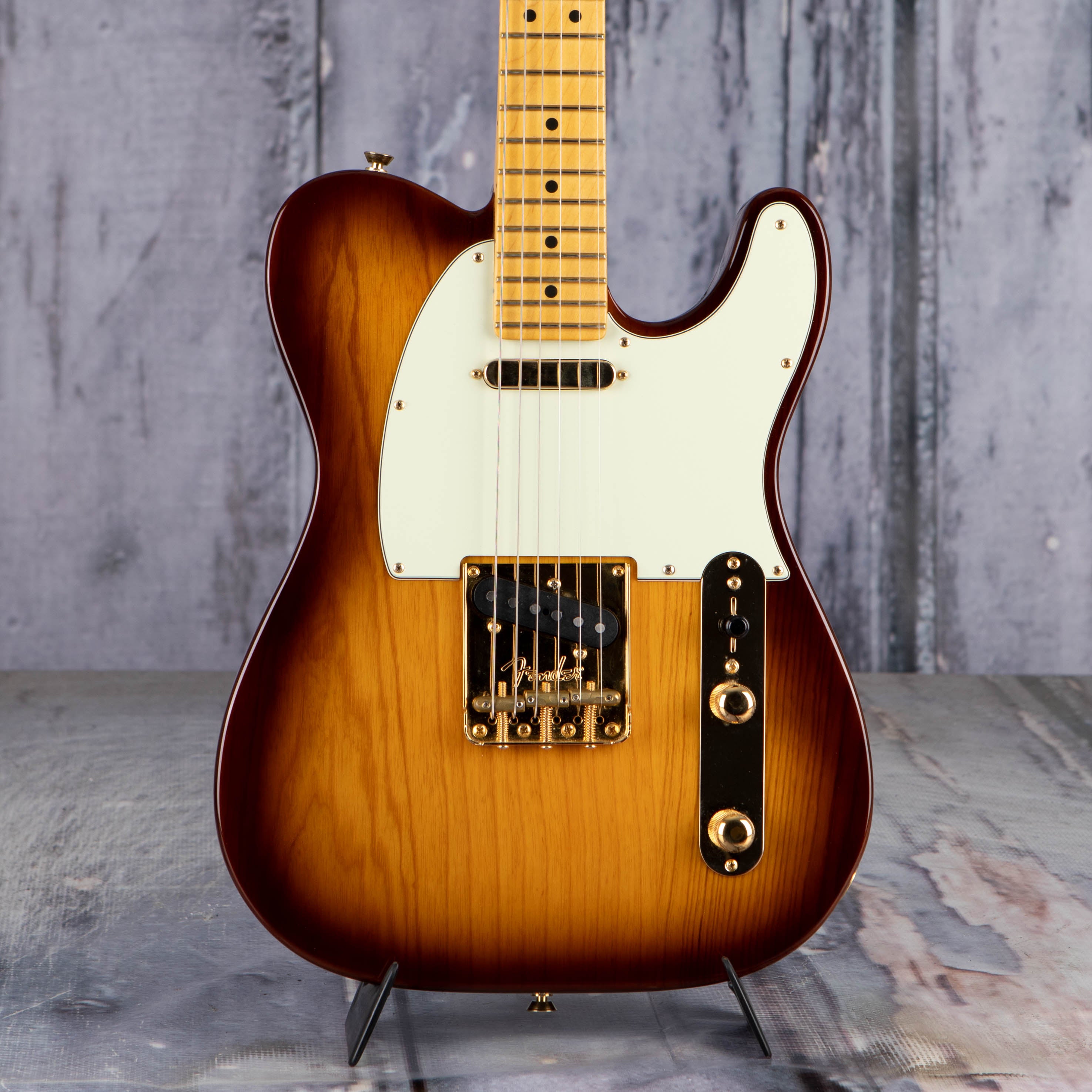 Used Fender 75th Anniversary Telecaster Electric Guitar, 2021, 2-Tone Sunburst, front closeup