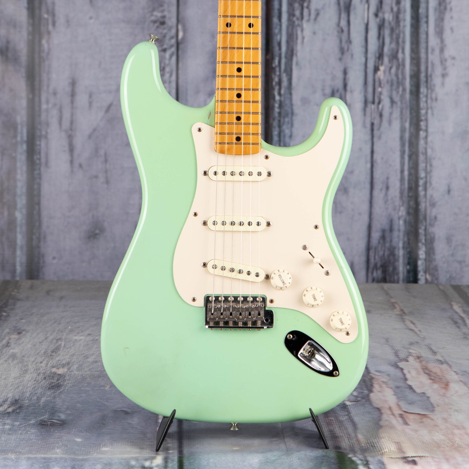 Used 2005 Fender American Vintage '57 Stratocaster, Surf Green