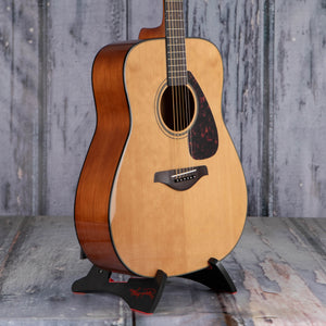 Yamaha FG800J Acoustic Guitar, Natural, angle