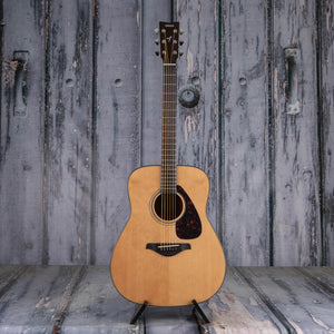 Yamaha FG800J Acoustic Guitar, Natural, front