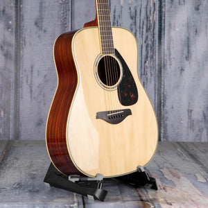 Yamaha FG830 Dreadnought Acoustic Guitar, Natural, angle