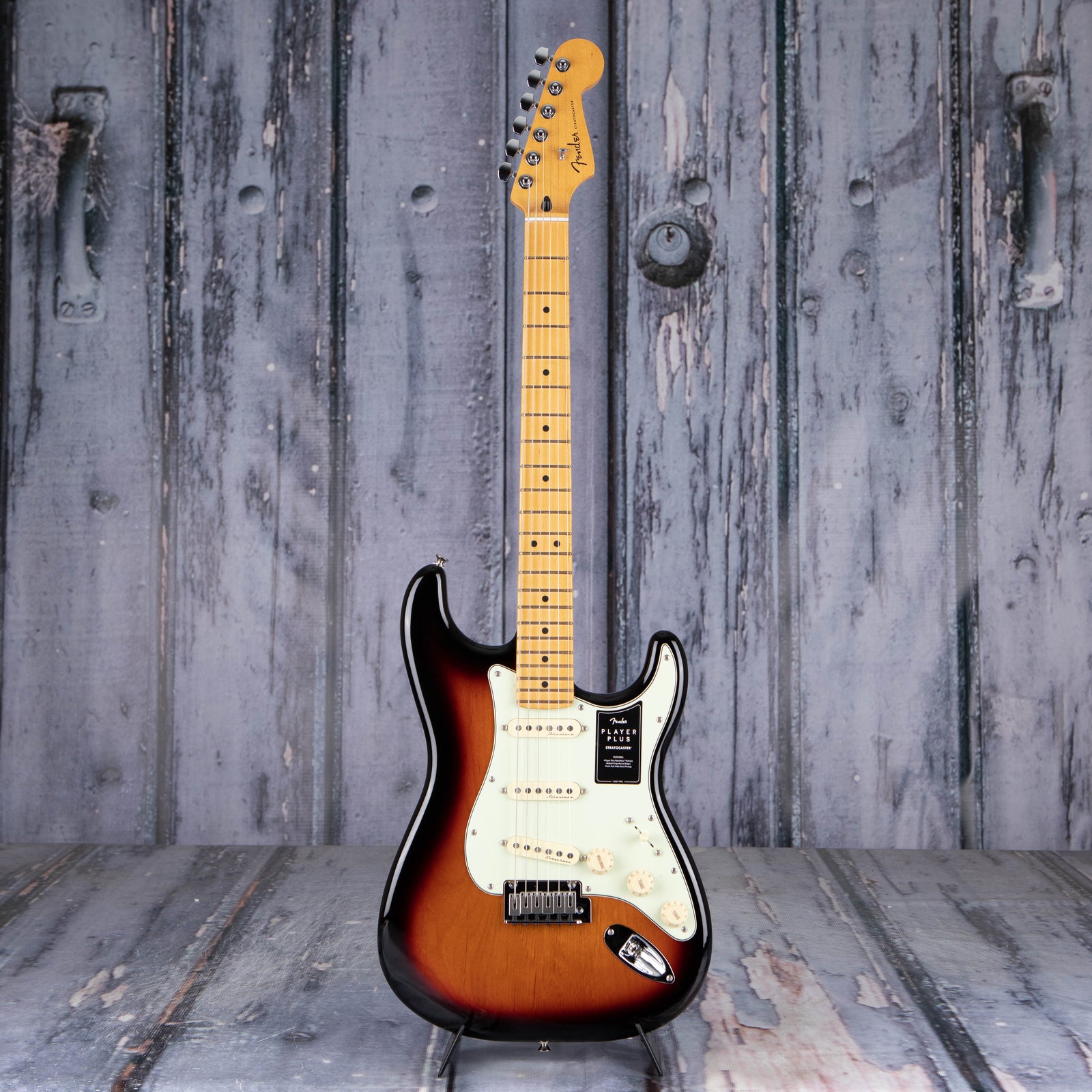 Fender Player Plus Stratocaster, 3-Color Sunburst *Demo Model