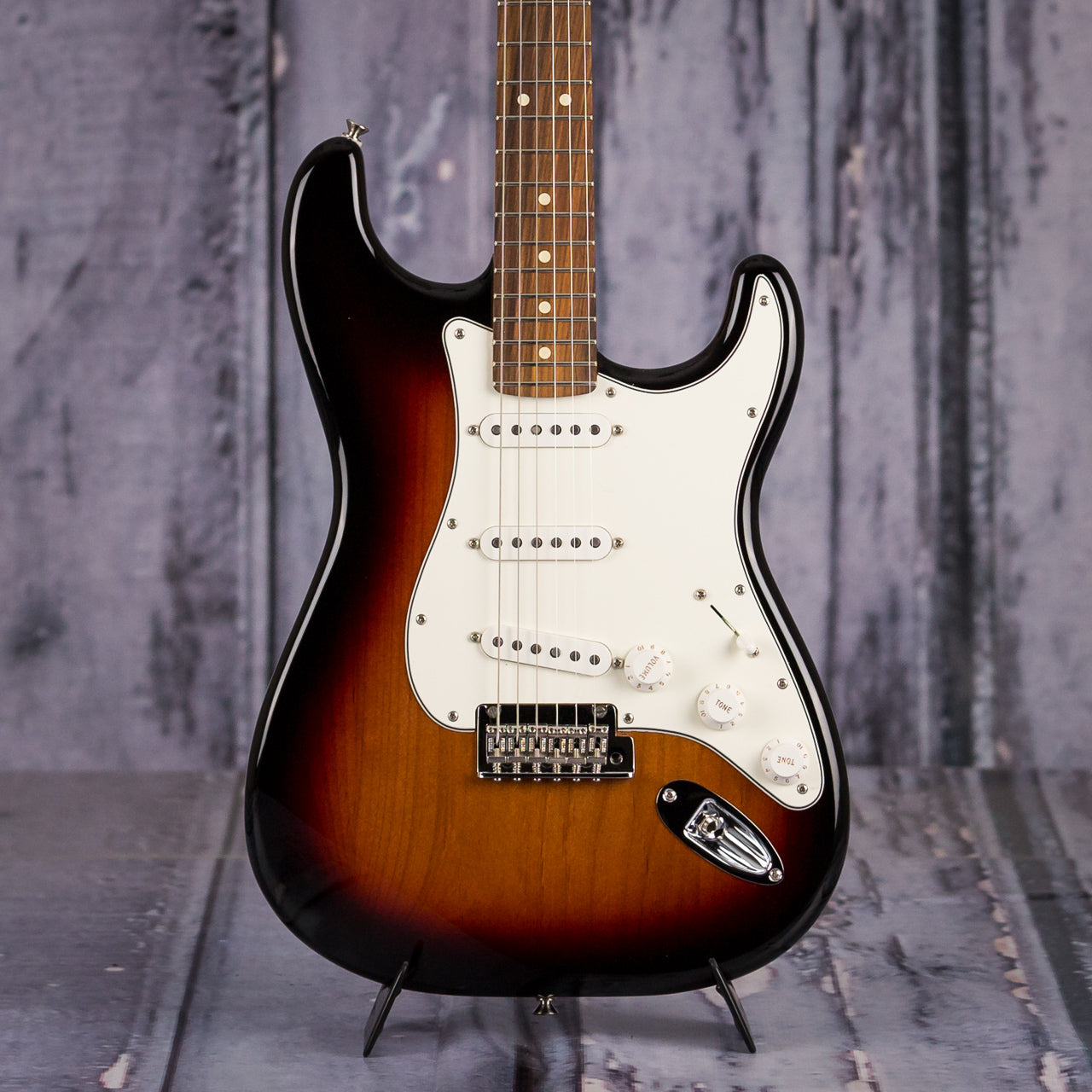 Fender Player Series Stratocaster, Pau Ferro Fingerboard, 3-Color