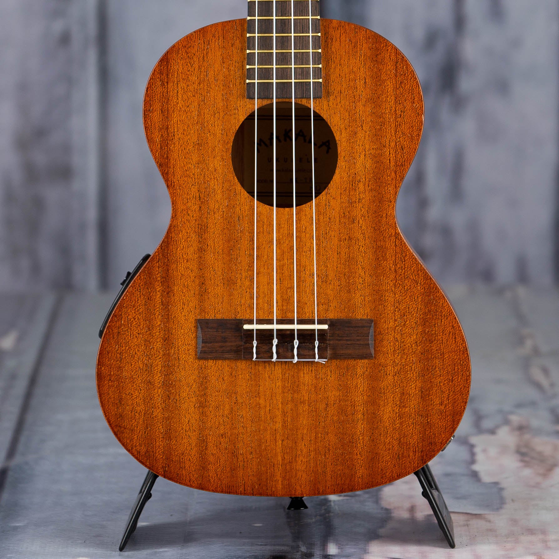 Kala MK-TW Makala Tenor Acoustic/Electric Ukulele, Natural, front closeup