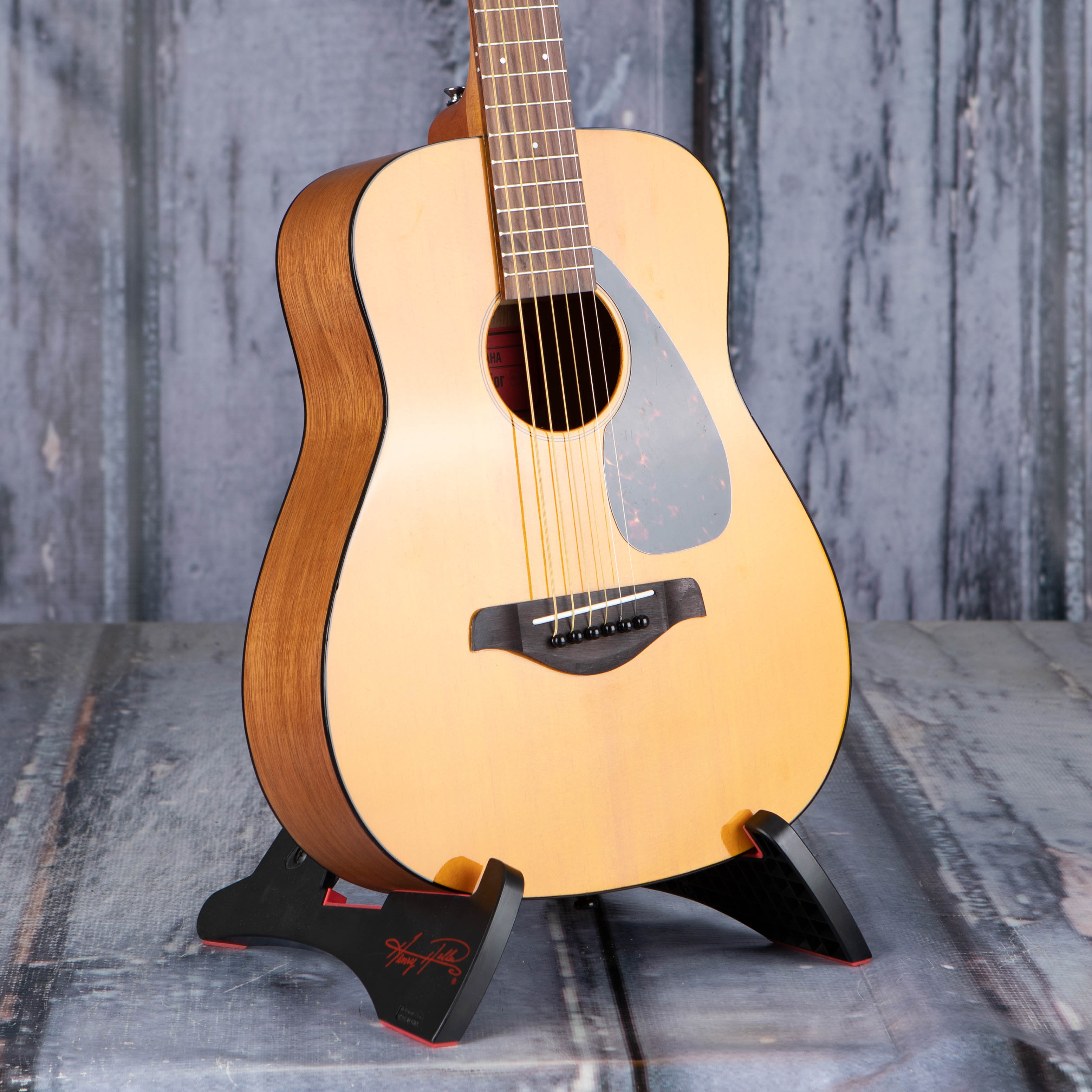 Yamaha JR1 3/4-Scale Folk Acoustic Guitar, Natural, angle