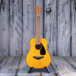 Yamaha JR1 3/4-Scale Folk Acoustic Guitar, Natural, front